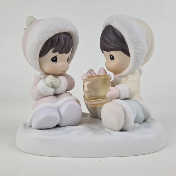Precious Moments 530956 I ONLY HAVE ICE FOR YOU Christmas Figurine - Picture 2 of 9